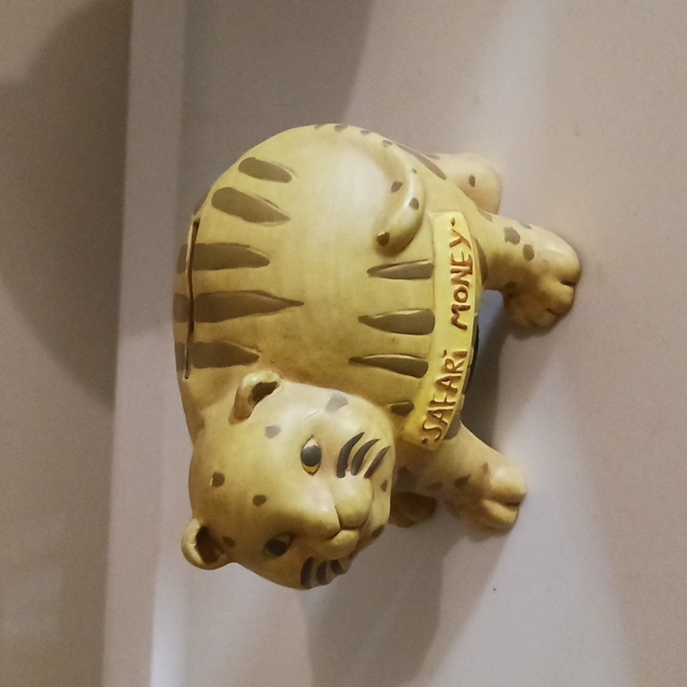 Vintage Cat Tiger Piggy Bank Figurine Safari Money Signed Eldridge
